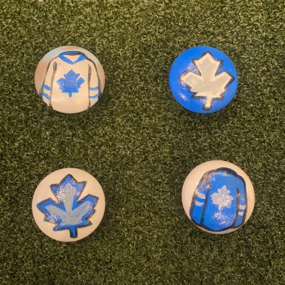 CUSTOM TORONTO MAPLE LEAF DRAWER PULLS - Picture 3 of 5